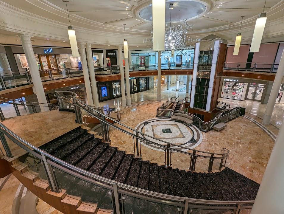 Phipps Plaza: Touring Atlanta's Most Expensive Mall 