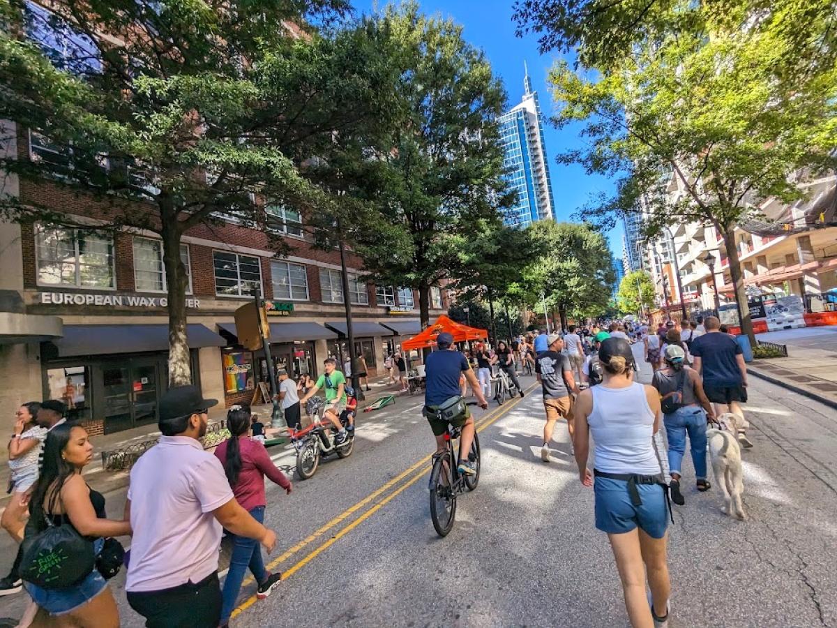 What You Need to Know About Atlanta's Famous Peachtree Streets